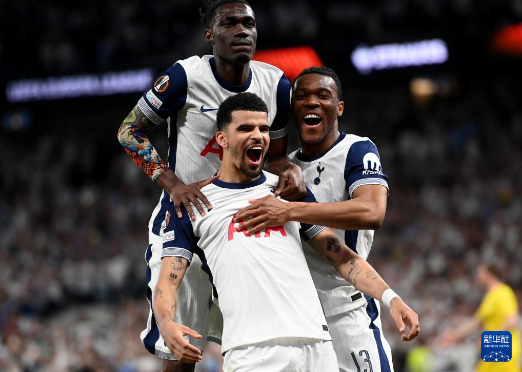 北青：邵佳一善学谦逊沟通强；有球员表态愿意主动争取归队