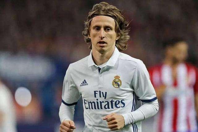 皮亚斯特里：拿下冠军当然很棒，但我不会抱太大的希望