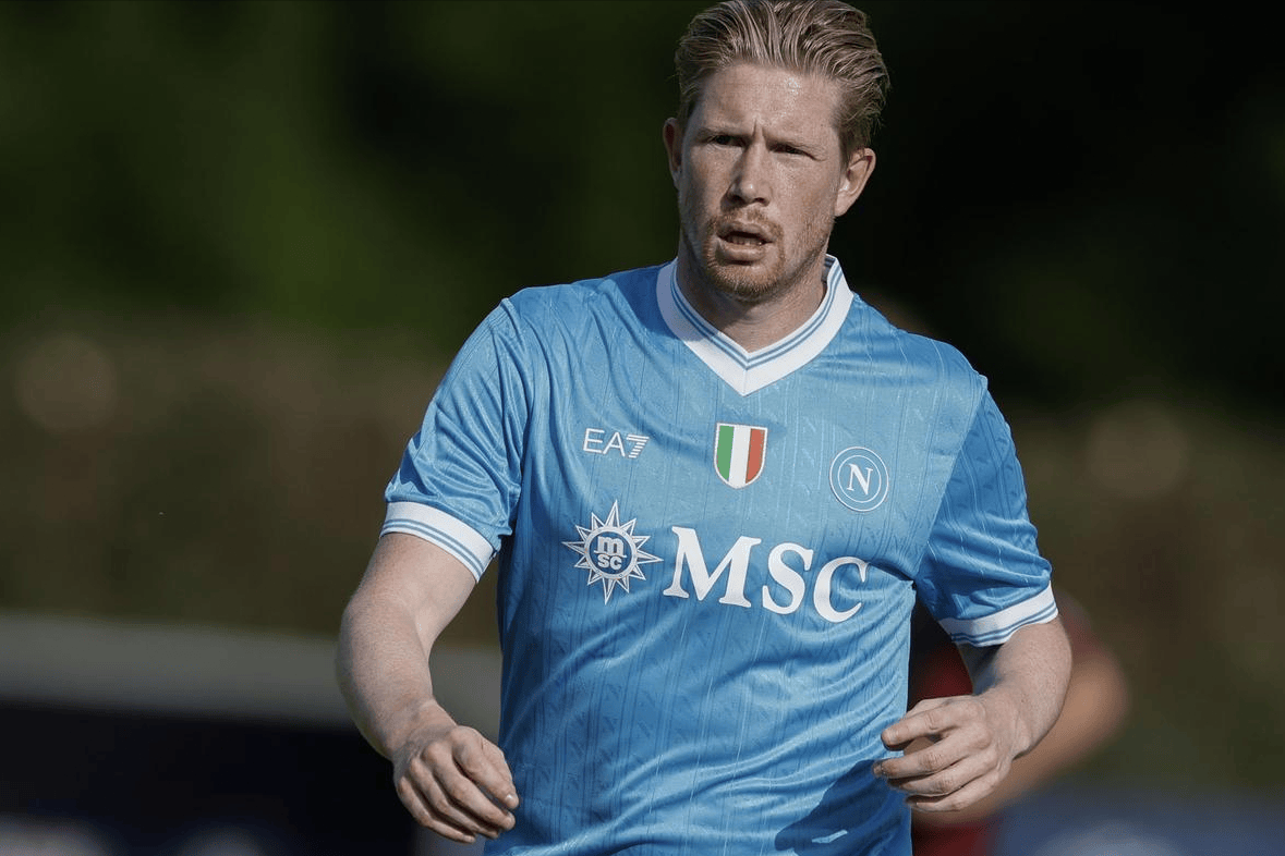 反对者抨击拉波尔塔：诺坎普还没完工，你们到底在庆祝什么？