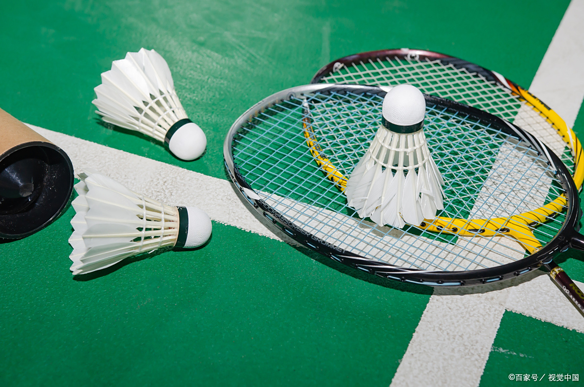 袭甩开防守 袭甩开防守